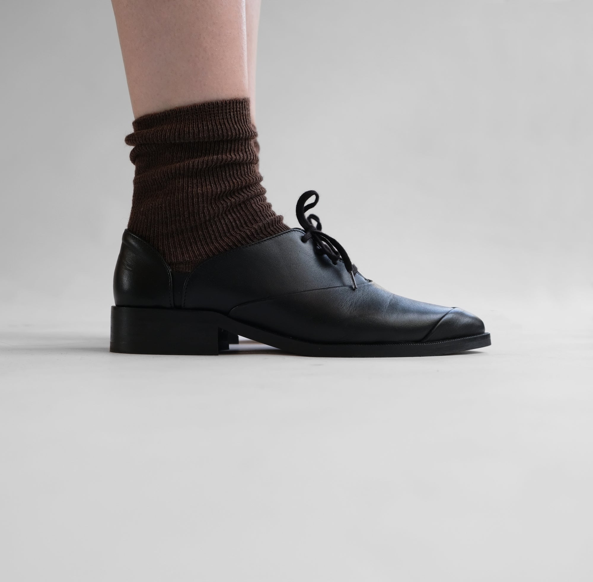 LACE UP LEATHER SHOES