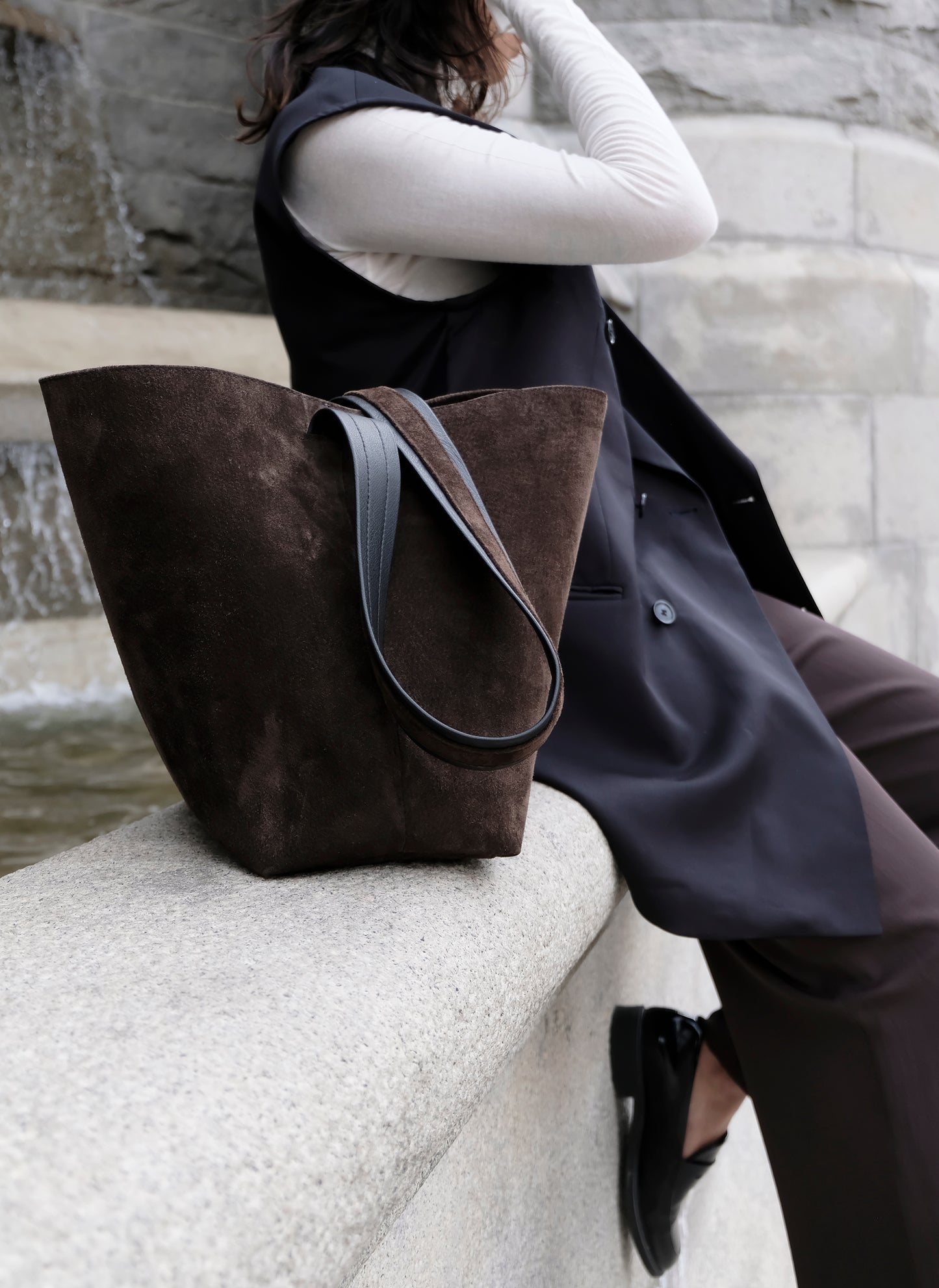 CHOCOLATE BROWN SUEDE TOTE BAG