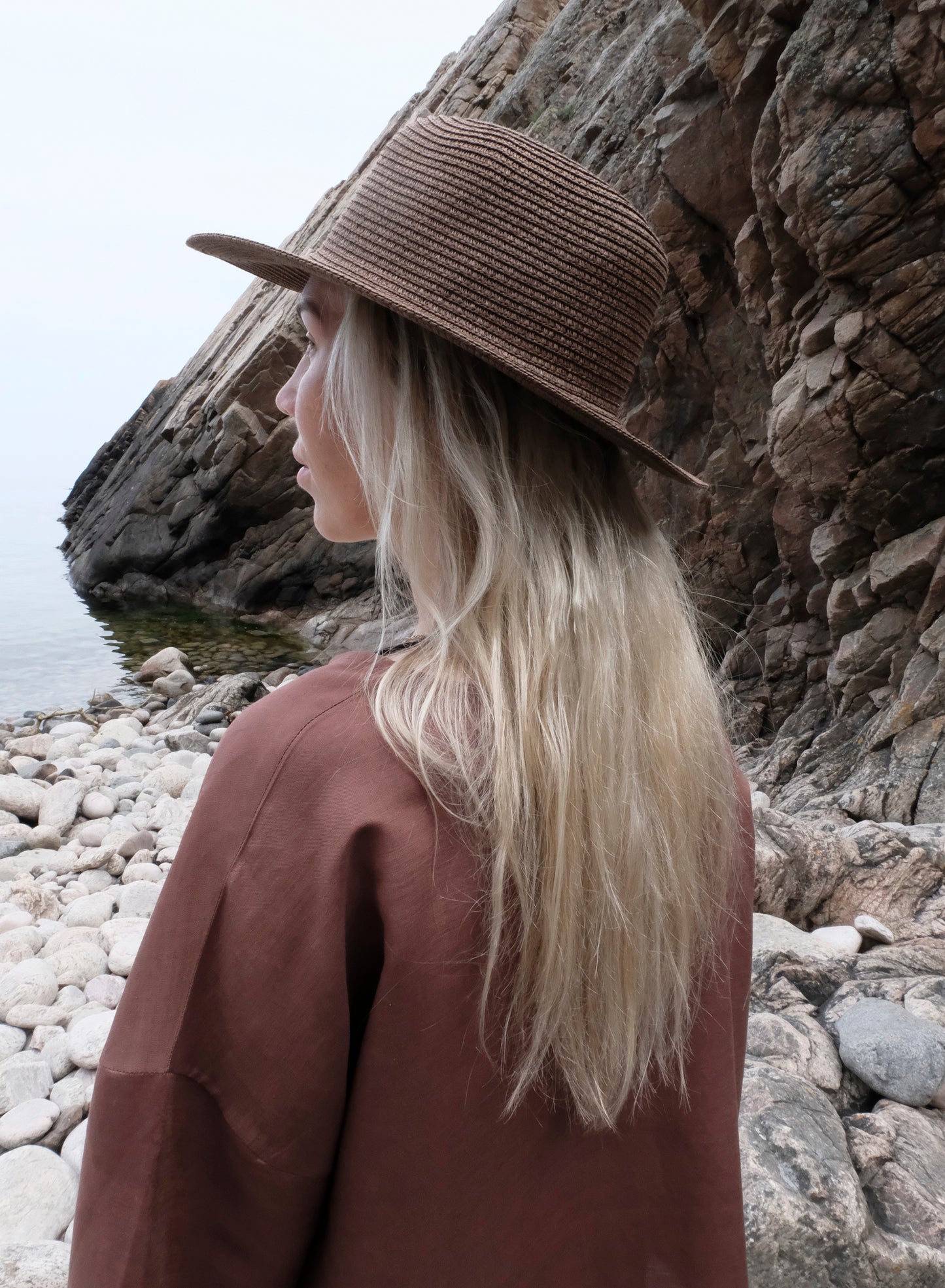 STRAW HAT
