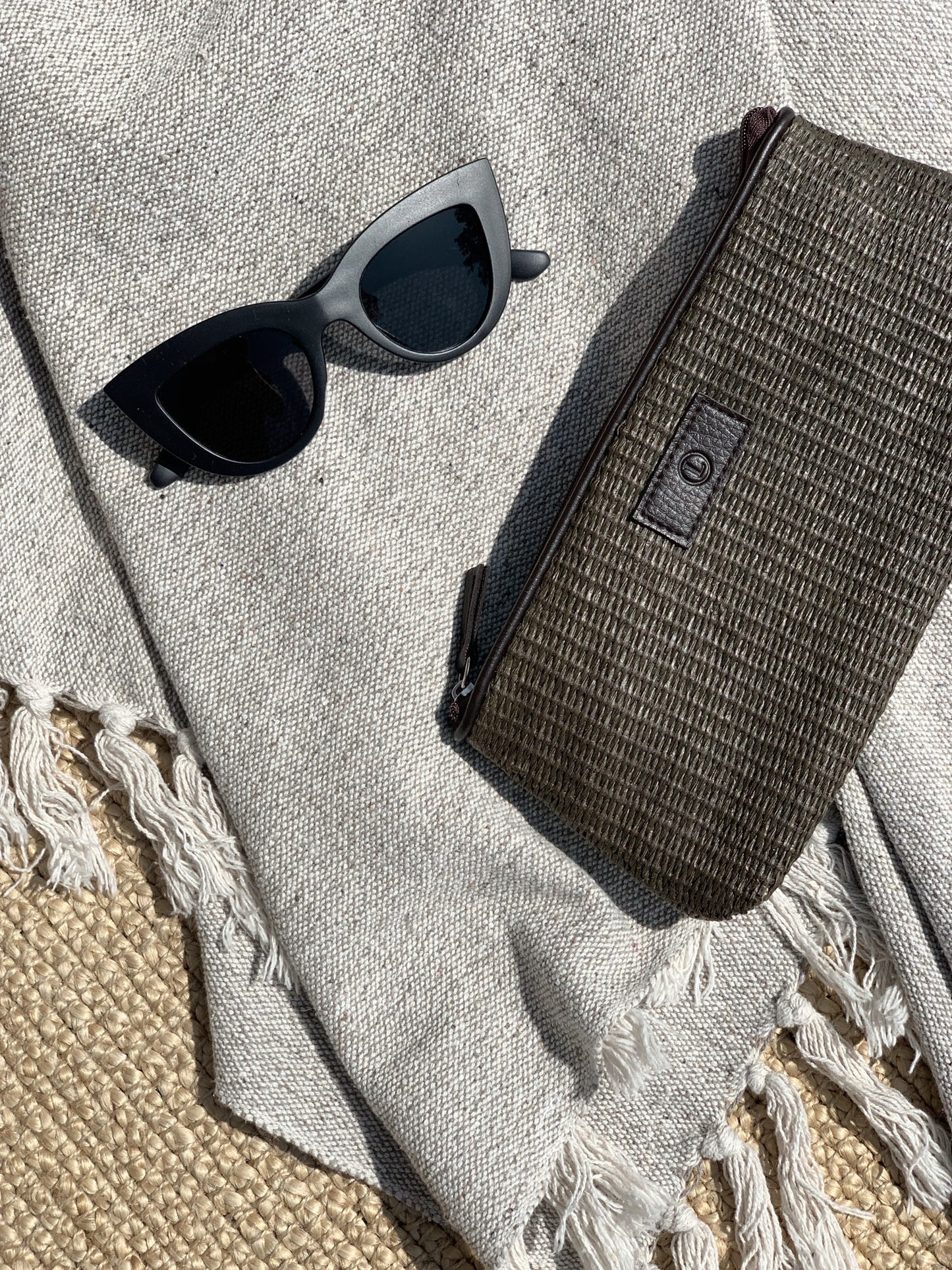 CATEYE SUNGLASSES