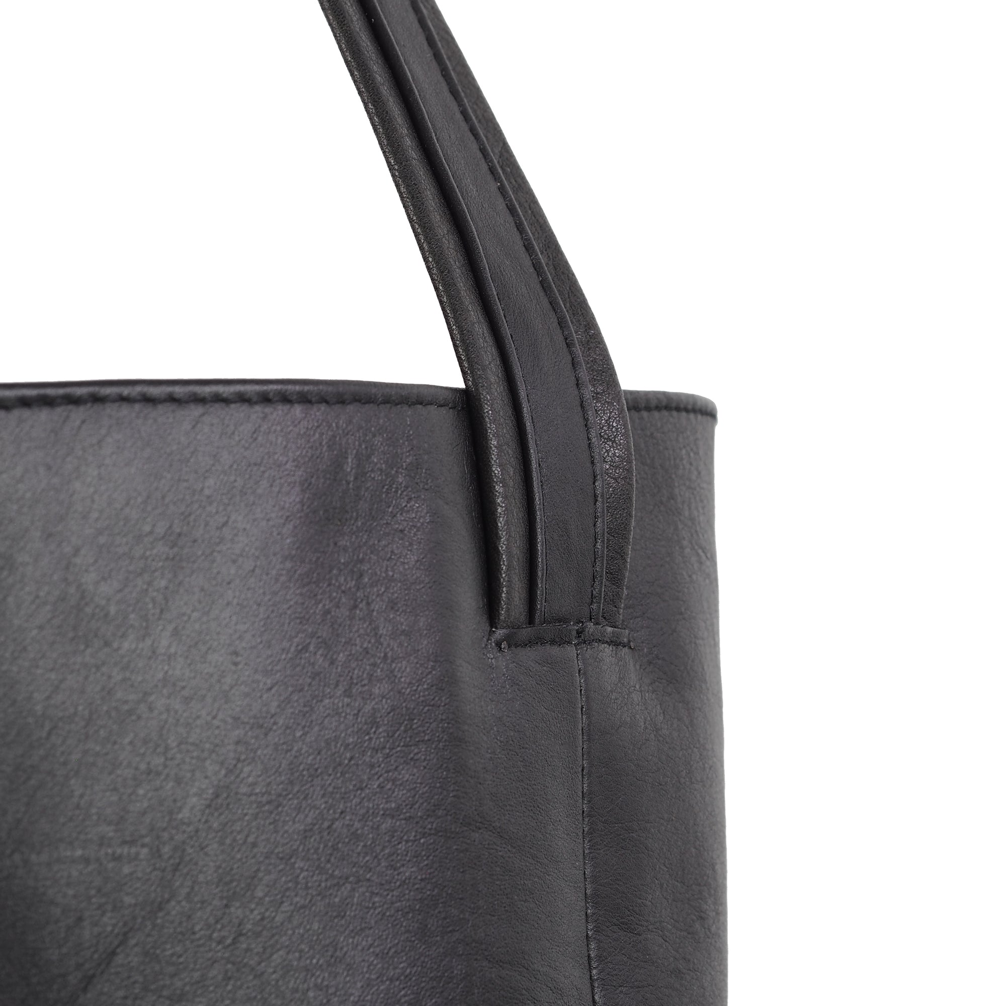 BLACK LEATHER TOTE BAG