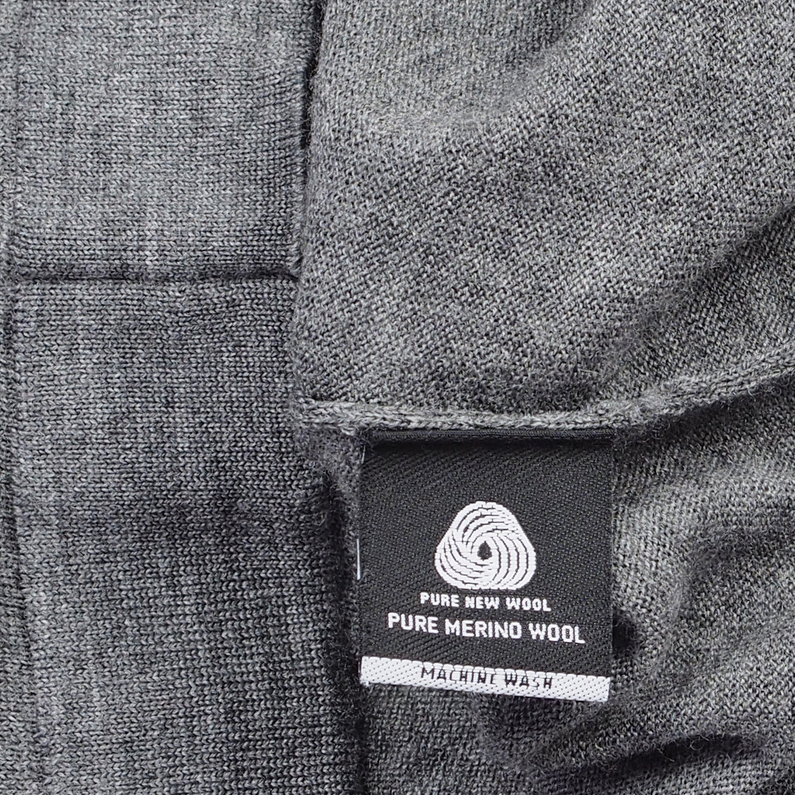GRAY HIGH NECK MERINO WOOL PULLOVER