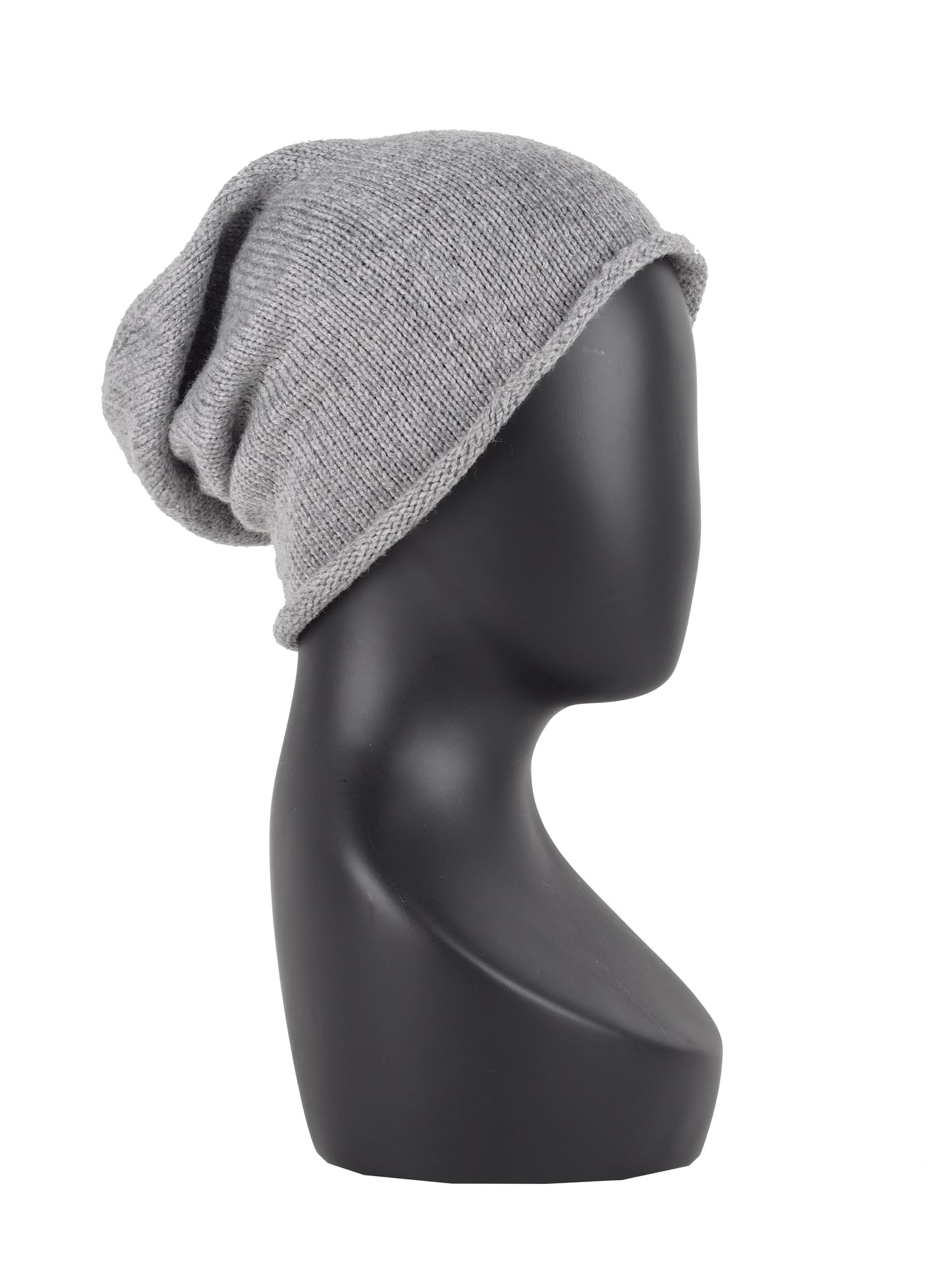 KNITTED BEANIE
