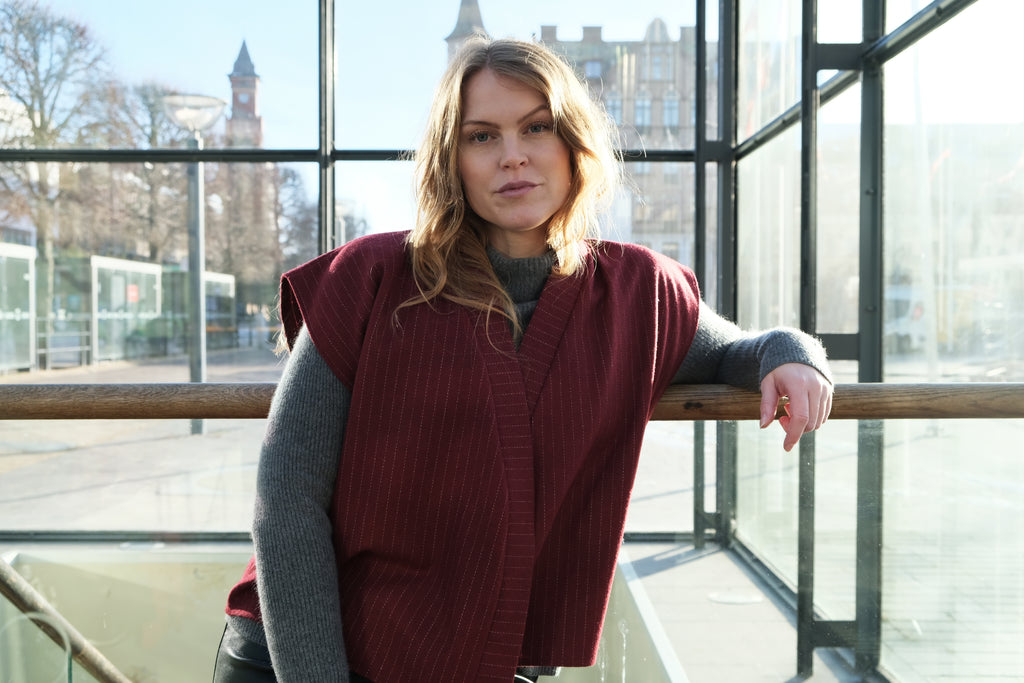 BURGUNDY PINSTRIPE WOOL WAISTCOAT