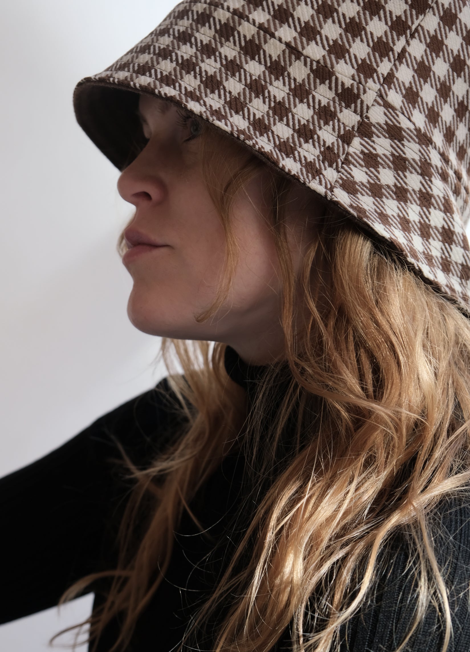 UPCYCLED TWEED BUCKET HAT