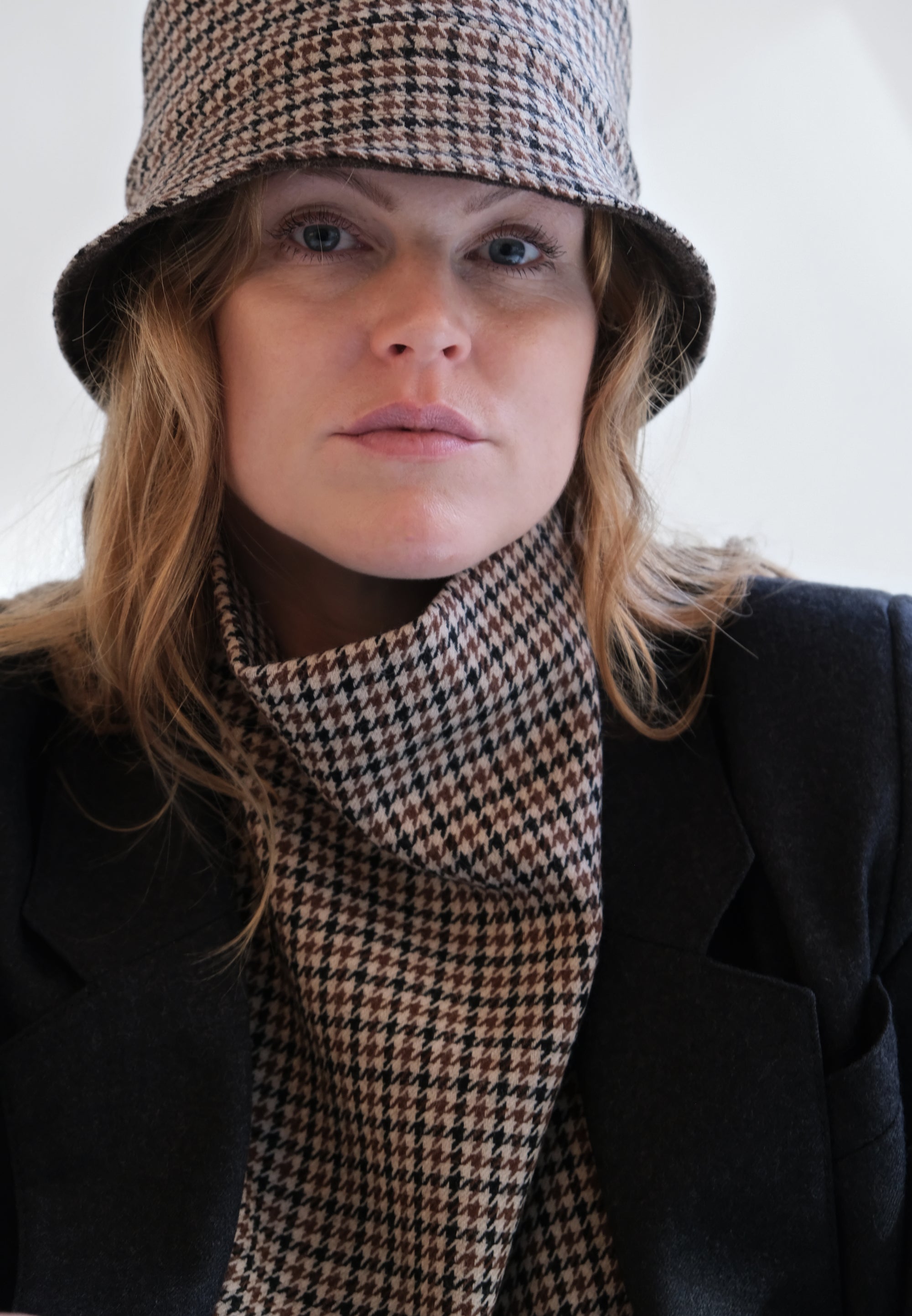 UPCYCLED HOUNDSTOOTH BUCKET HAT