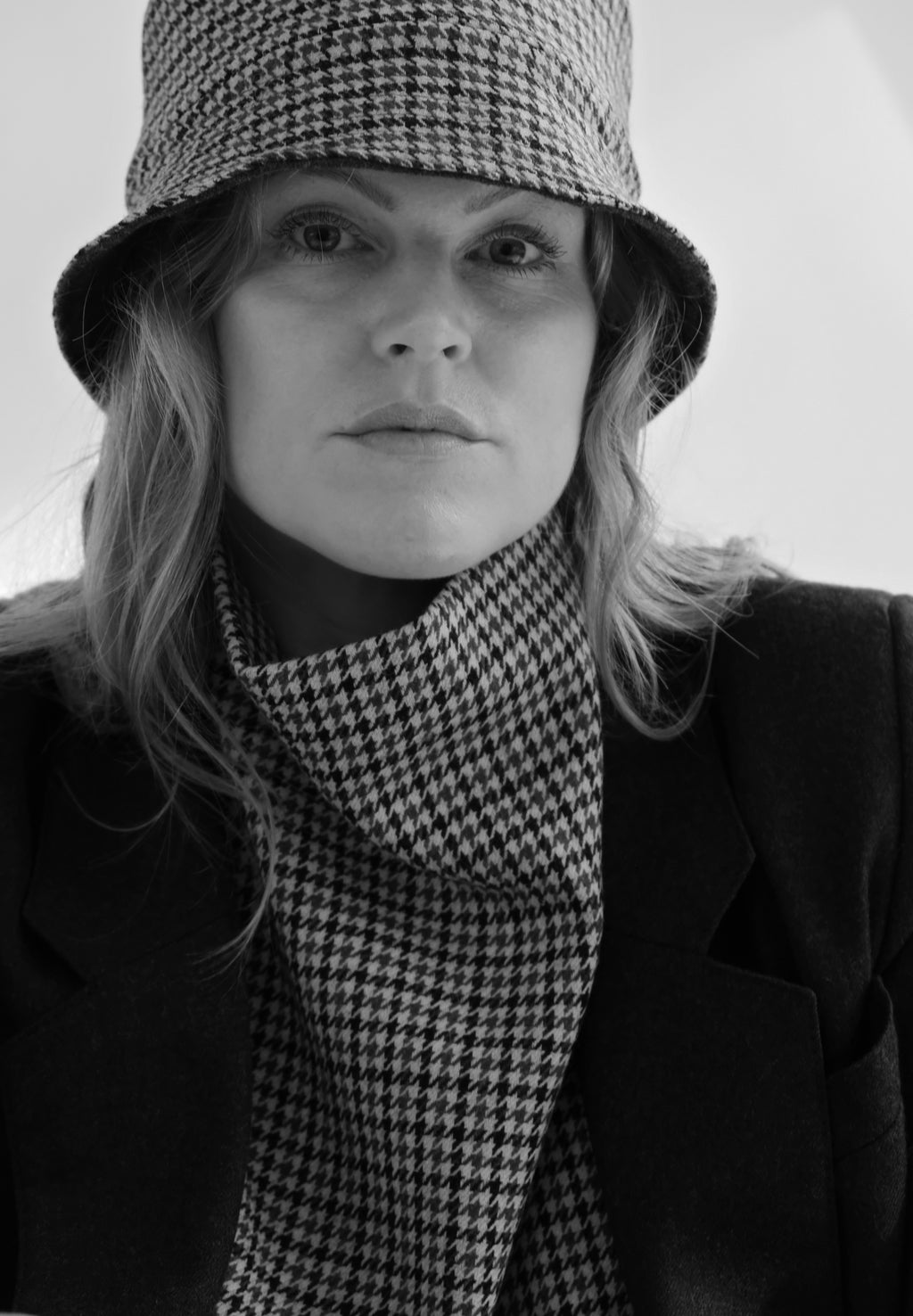 UPCYCLED HOUNDSTOOTH BUCKET HAT