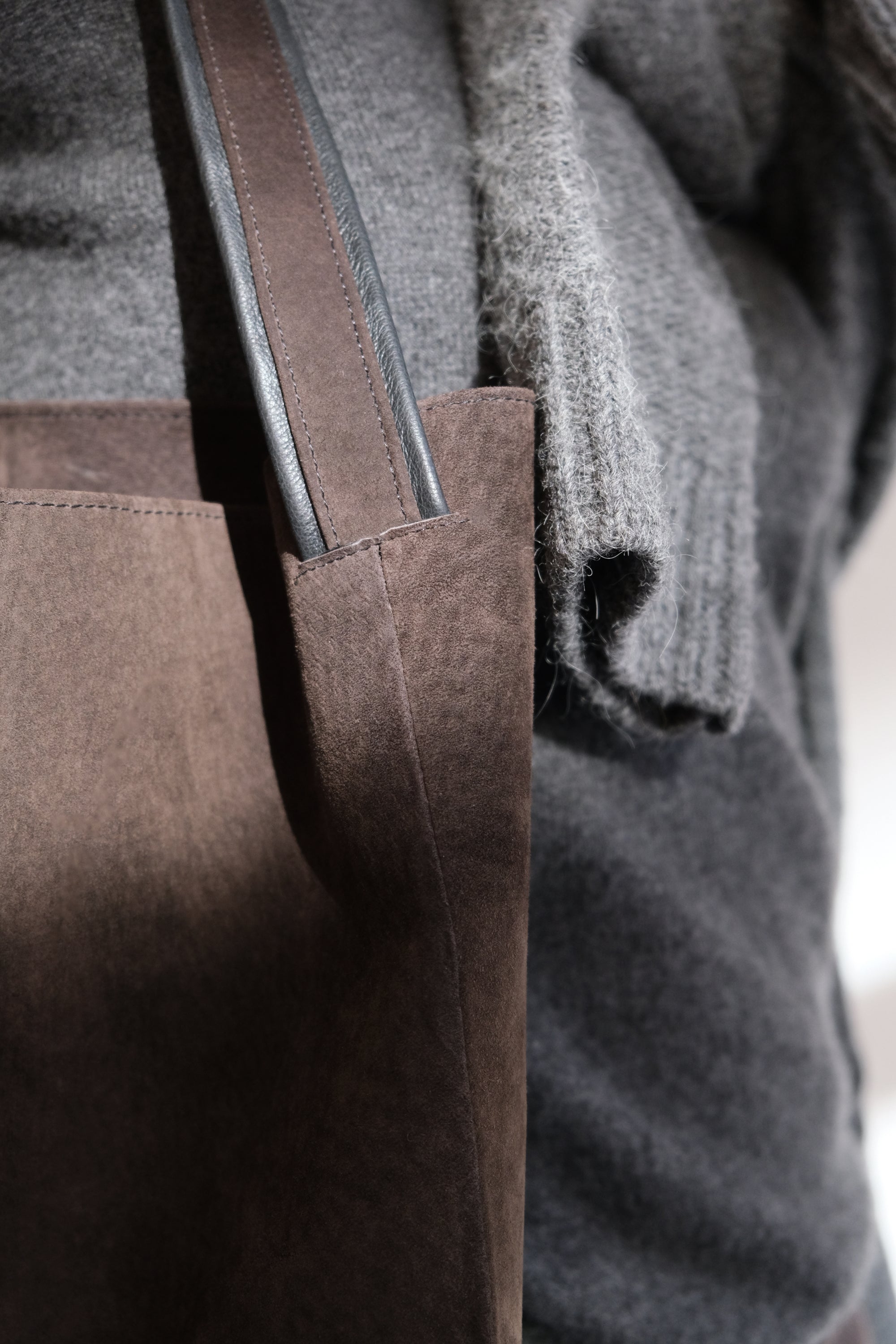 CHOCOLATE BROWN SUEDE TOTE BAG