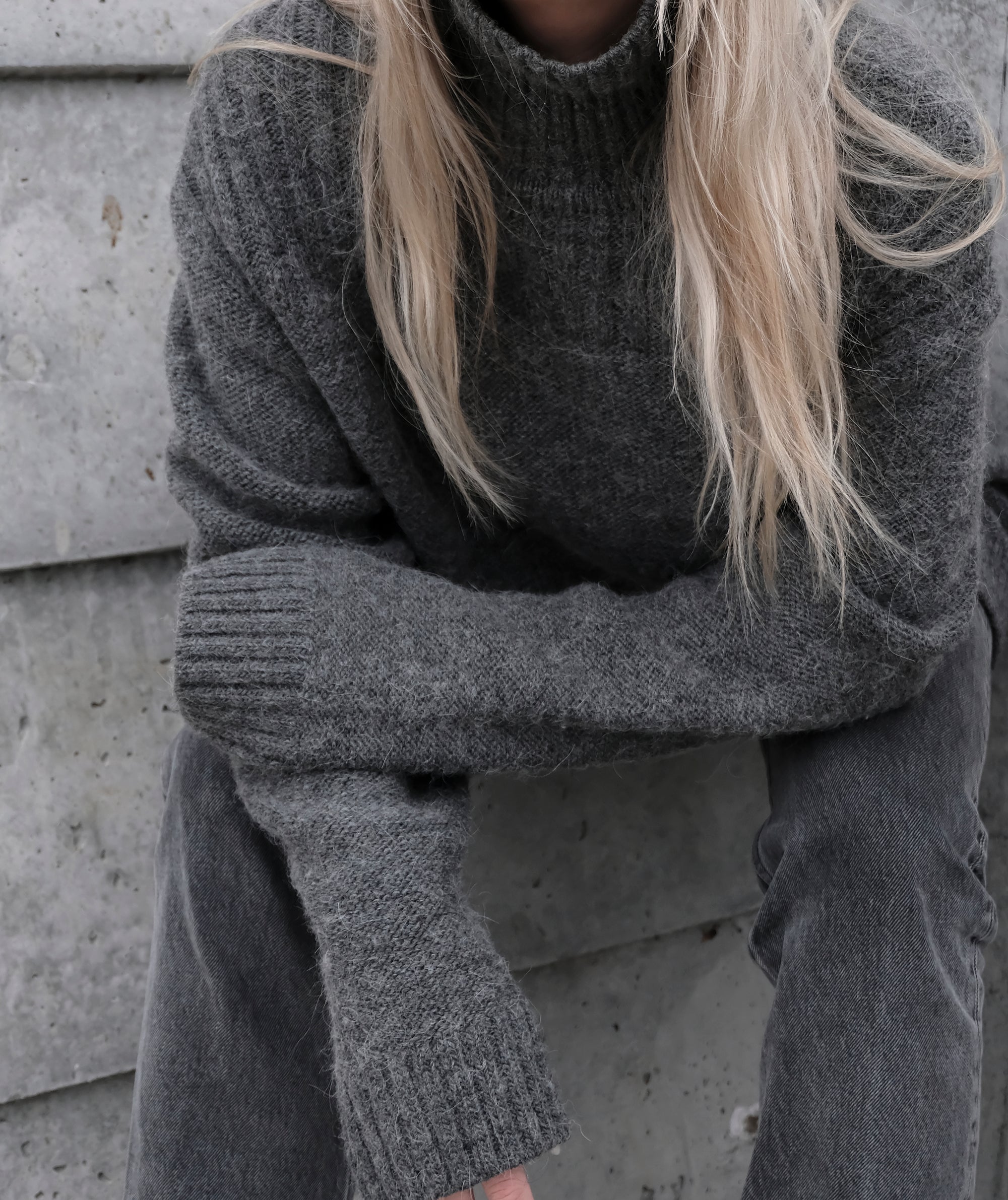 WOOL SWEATER