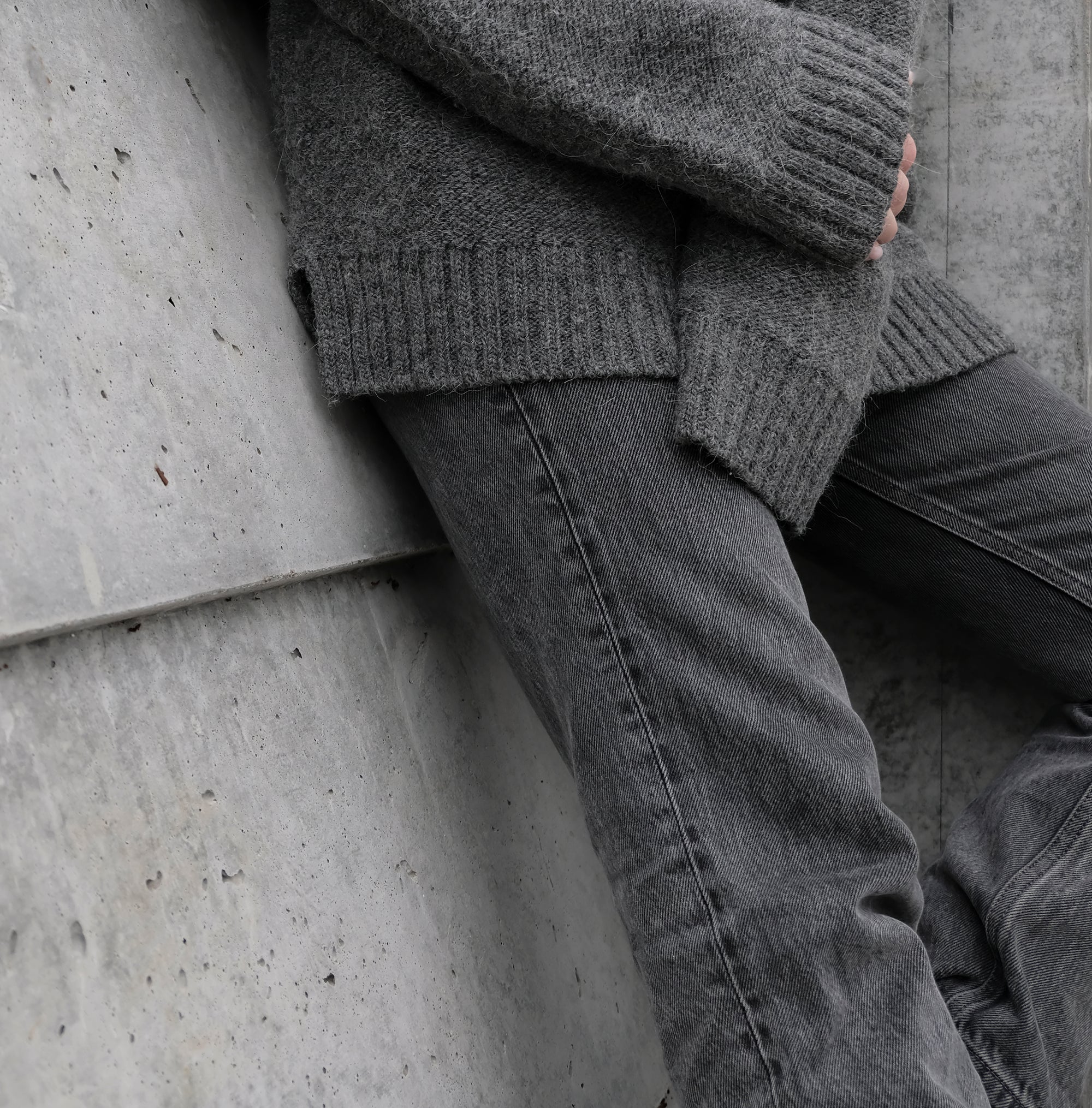 WOOL SWEATER