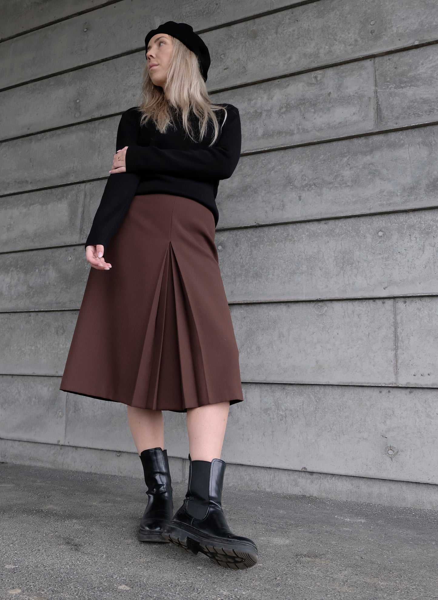 PLEATED SKIRT