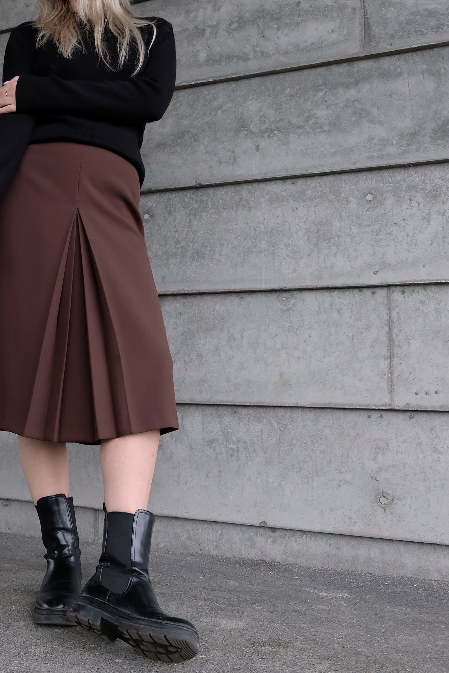 PLEATED SKIRT