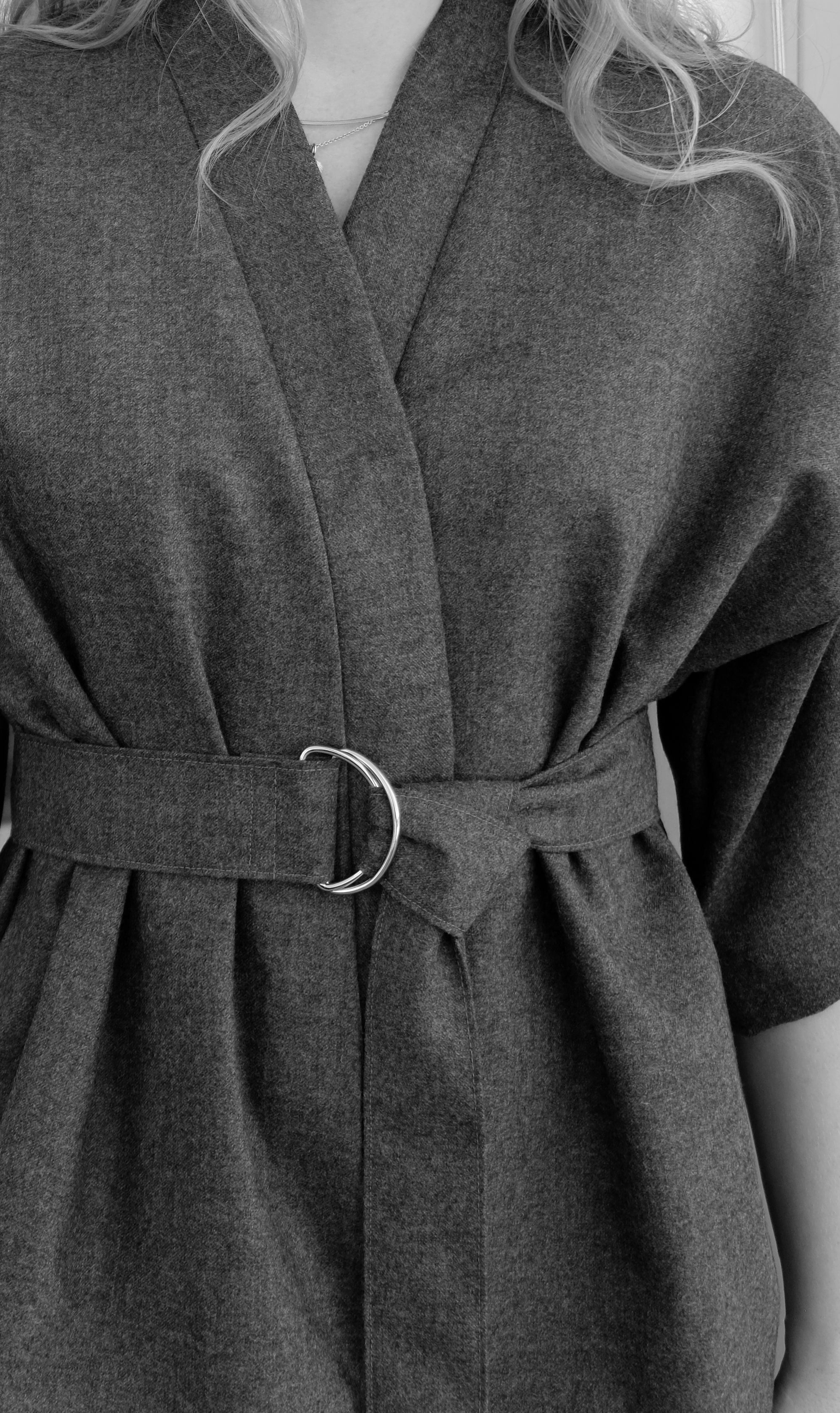 DARK GRAY WOOL KIMONO