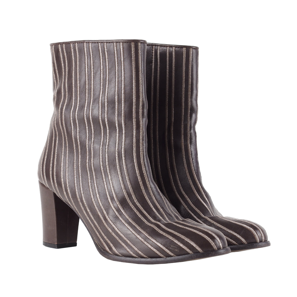 BROWN ANKLE BOOTS
