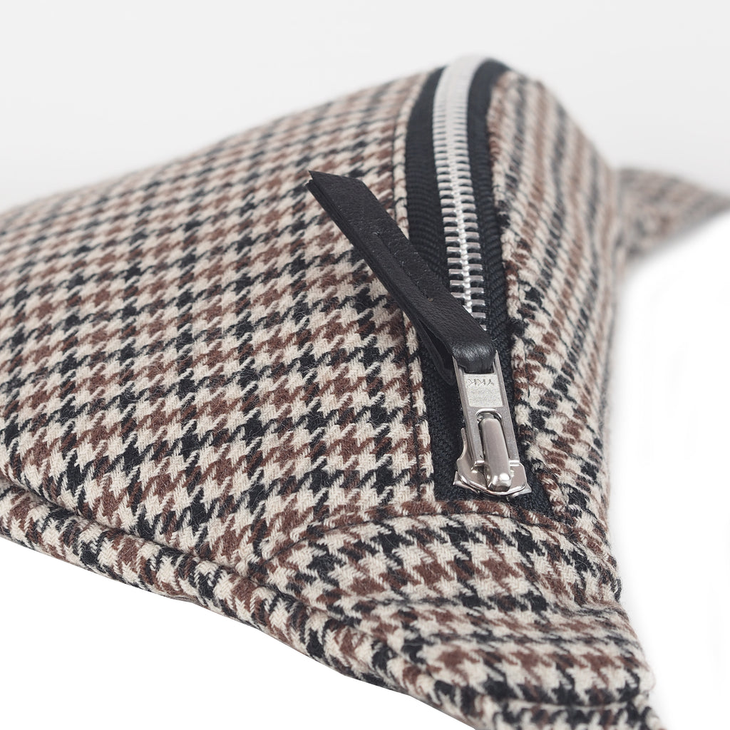 HOUNDSTOOTH TWEED BUM BAG