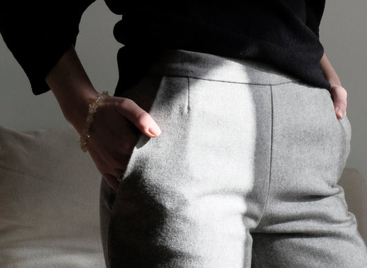 HIGH WAIST WOOL SHORTS