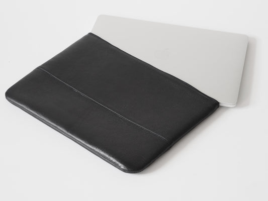 LAPTOP SLEEVE - CHRISTINA FISCHER
