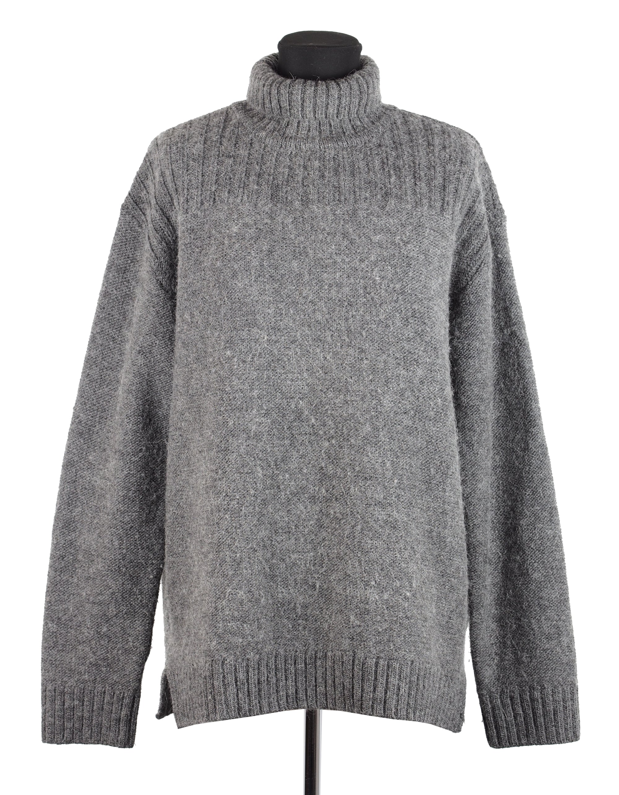 WOOL SWEATER